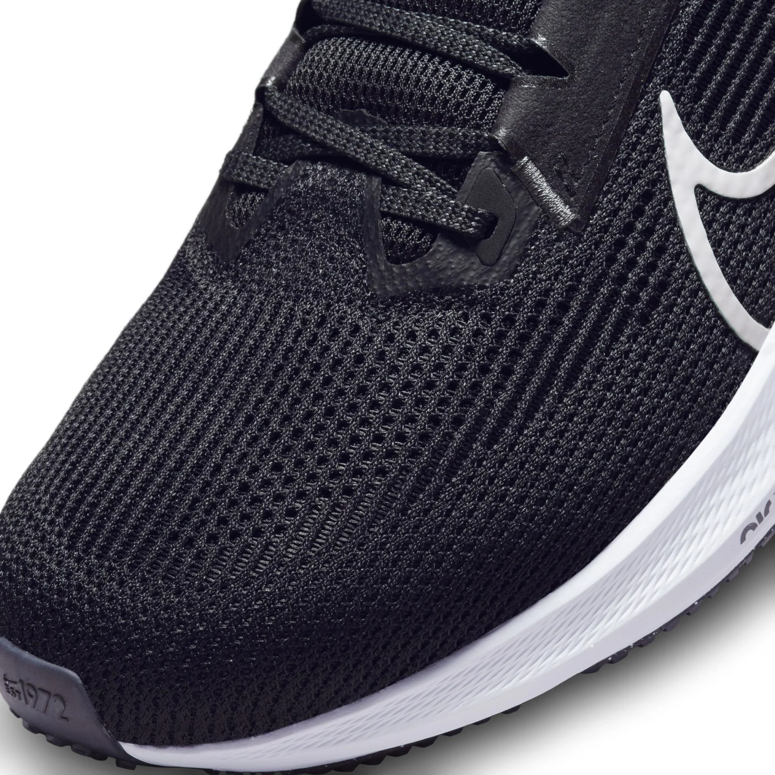 Nike Mens Pegasus 40 Running - Image 3