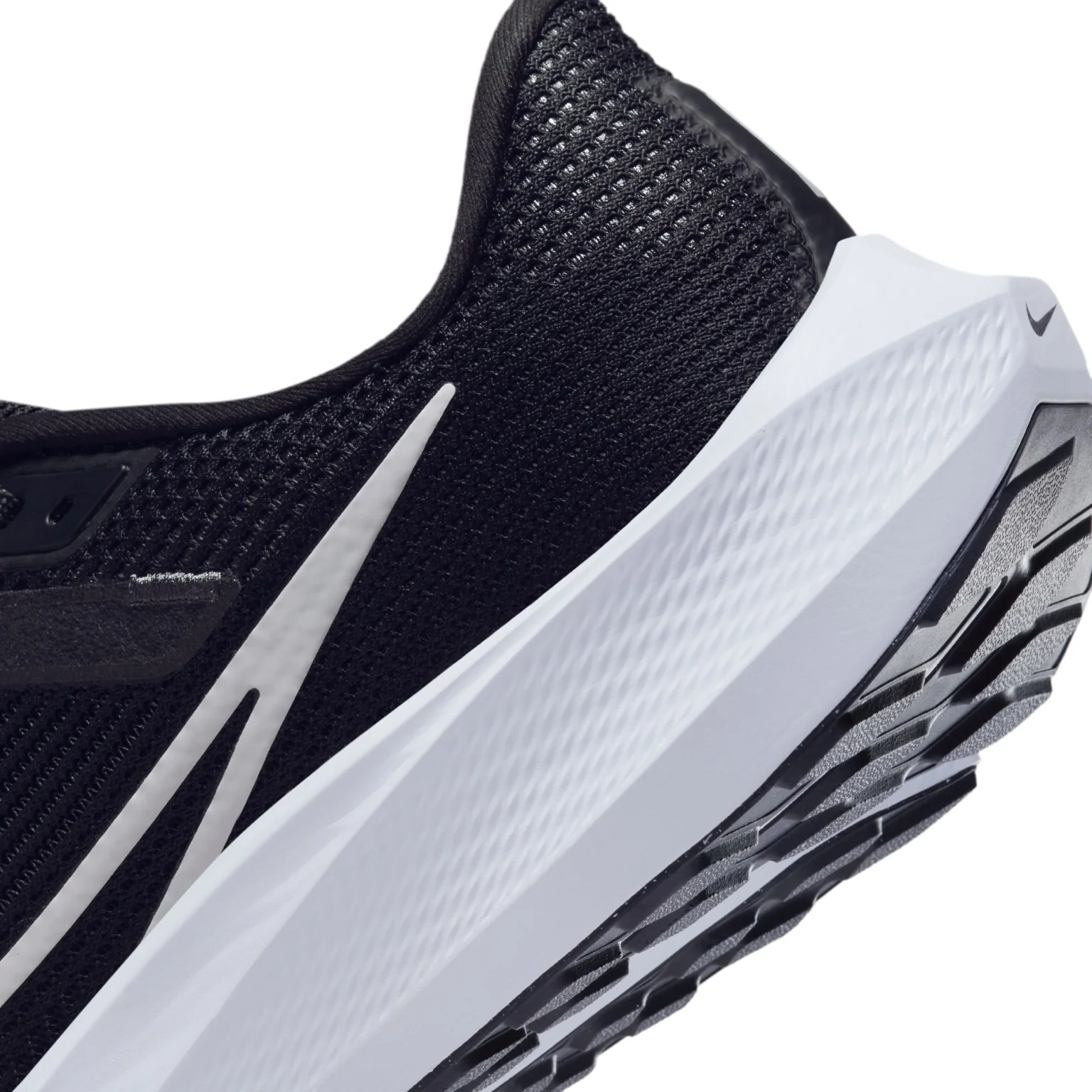 Nike Mens Pegasus 40 Running - Image 4