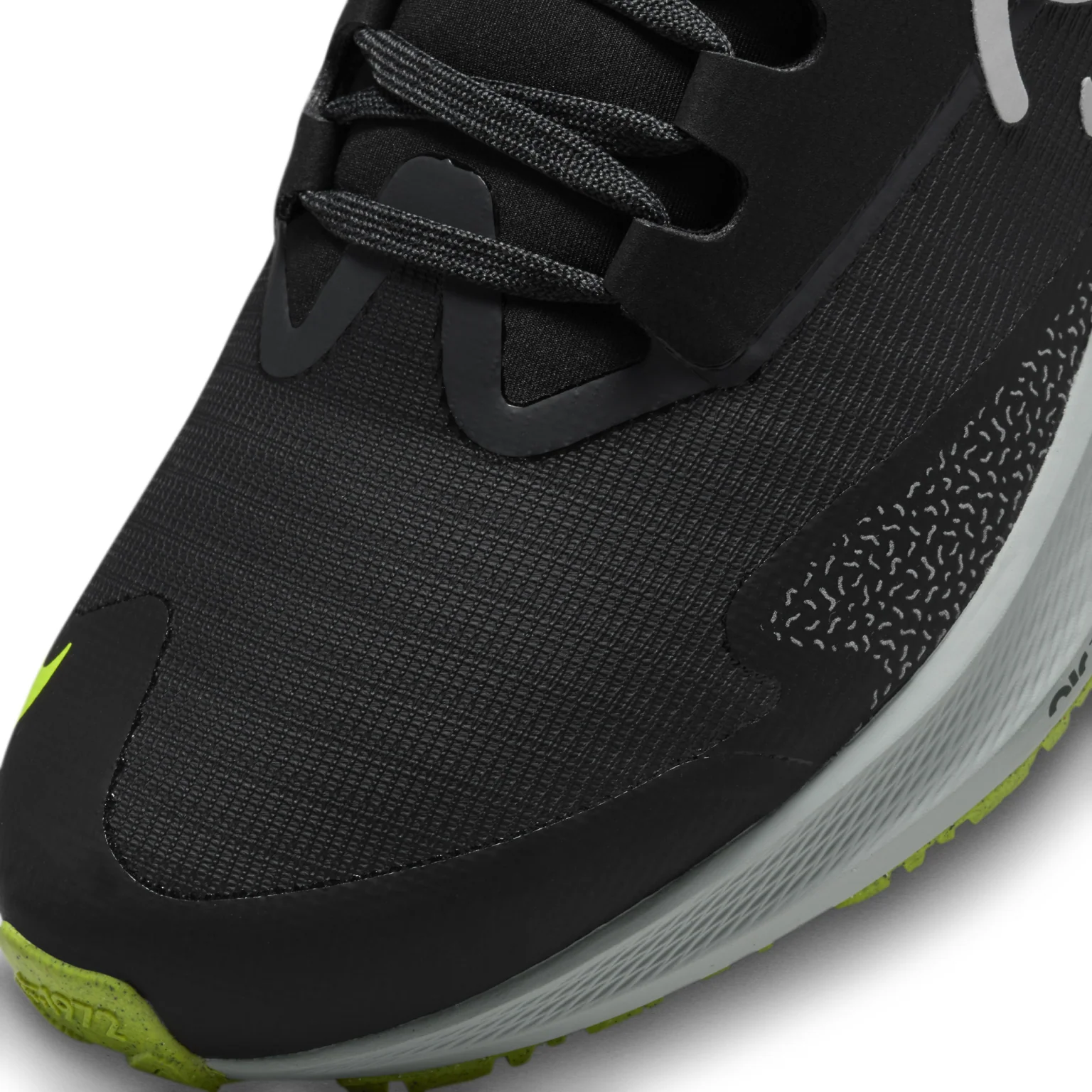 Nike Womens Pegasus 39 Shield Running - Image 3