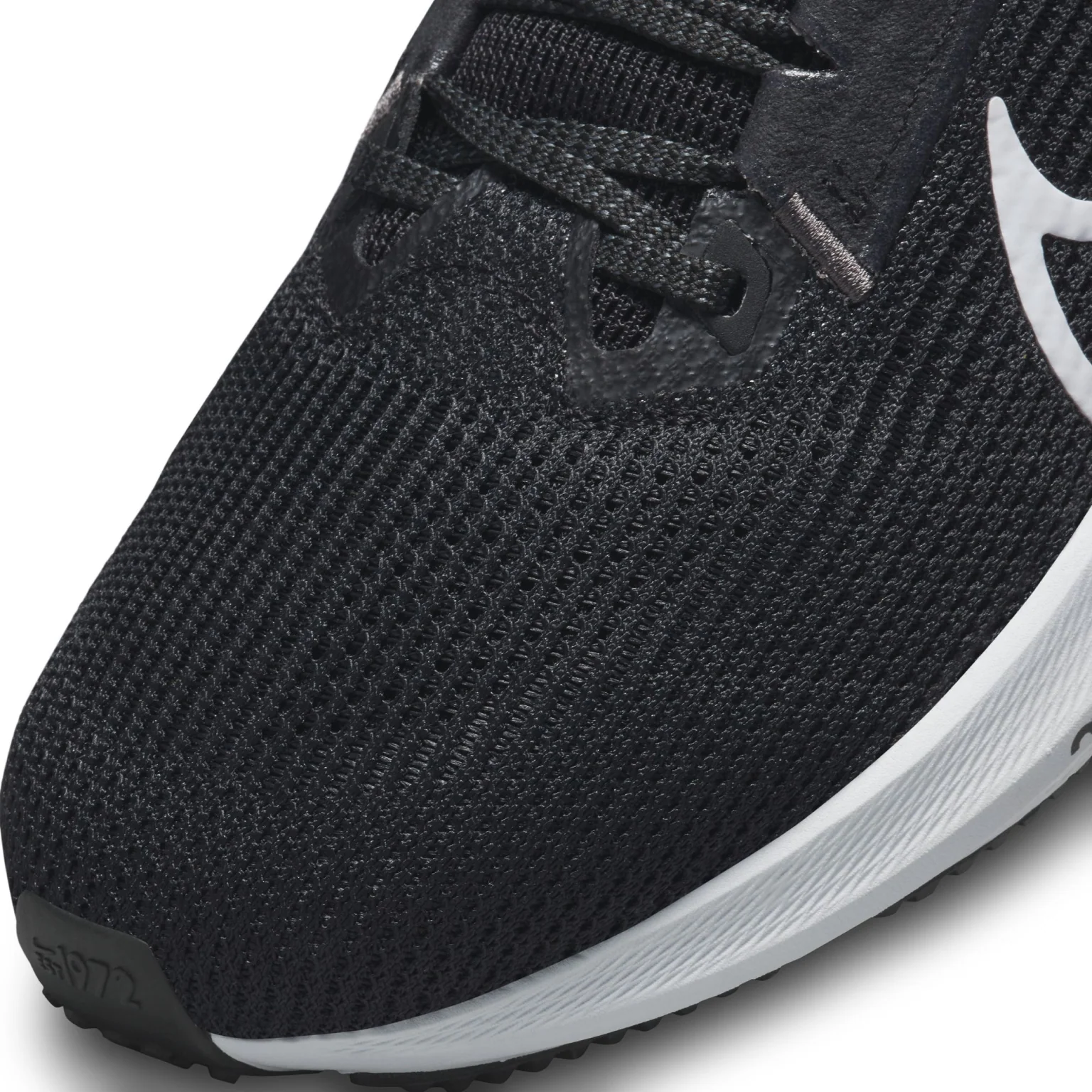 Nike Womens Pegasus 40 Running - Image 3