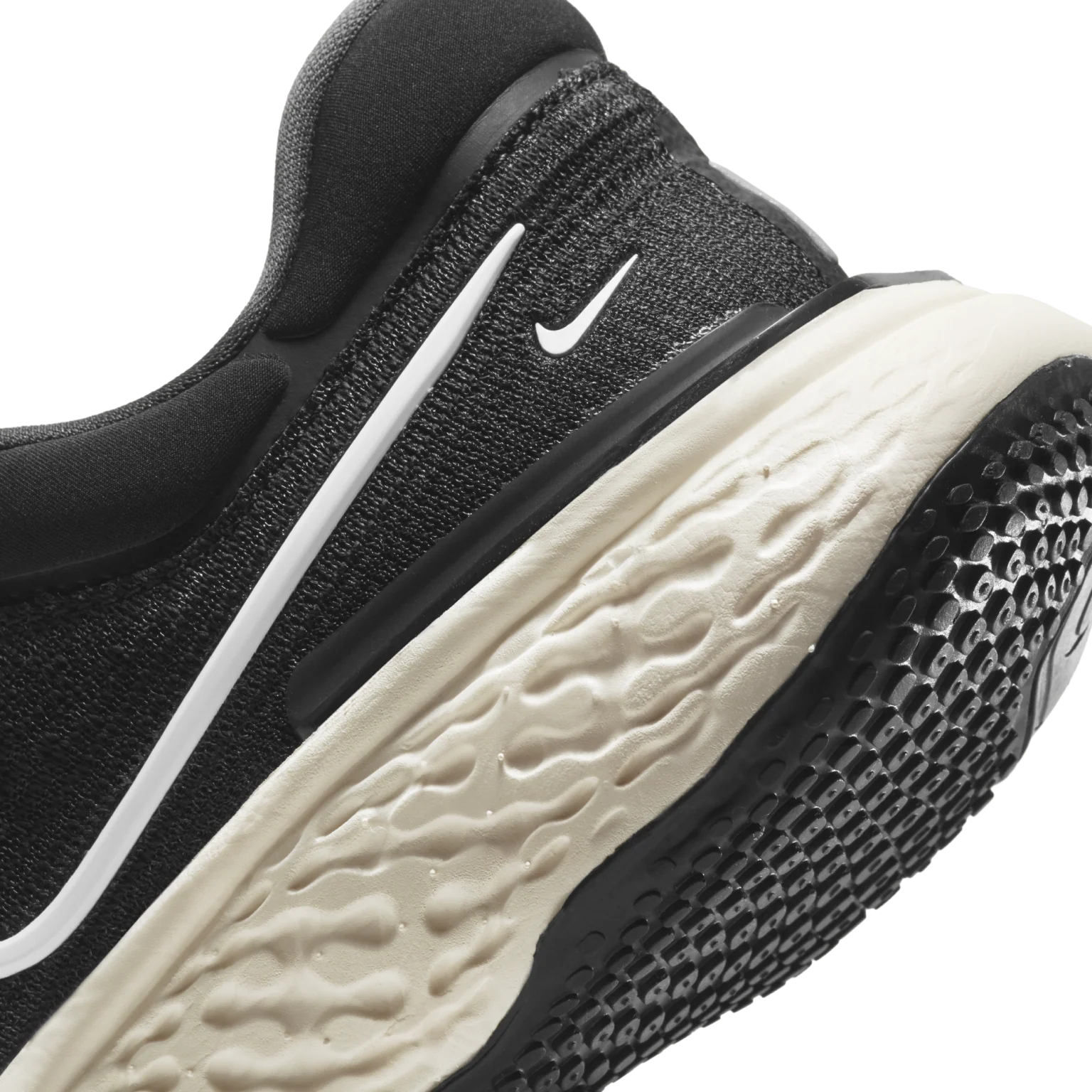 Nike ZoomX Invincible Run Flyknit Womens Running - Image 10