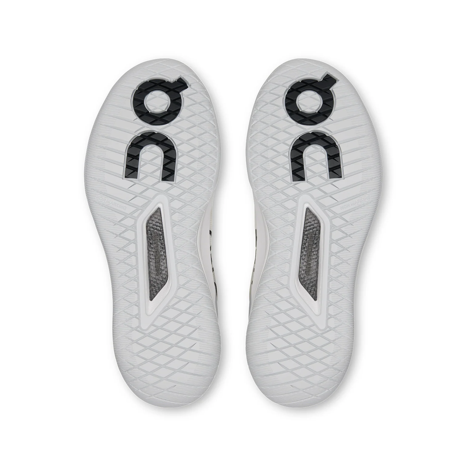 On Womens Roger Pro 3 All-Court - Image 8